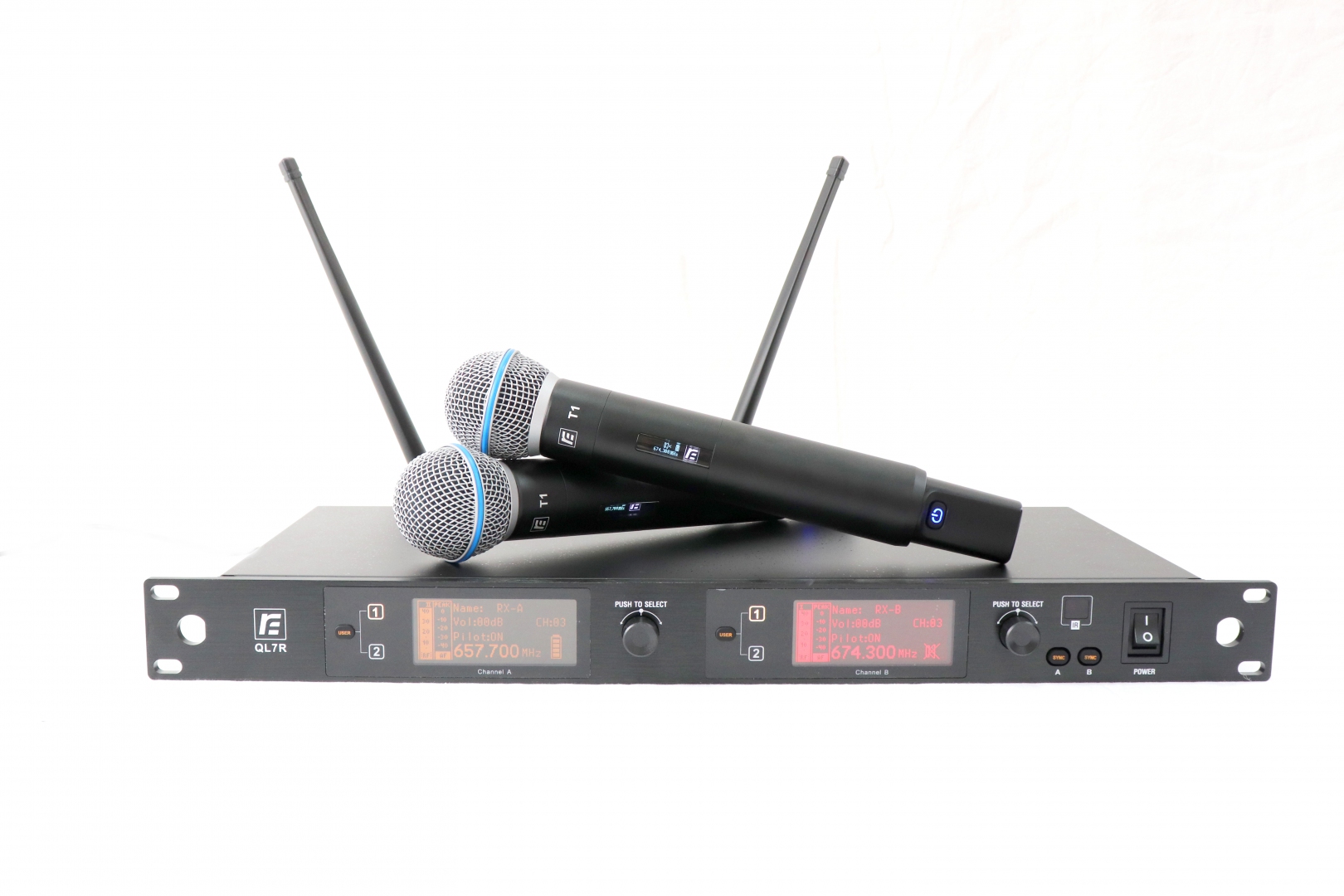 RFIntell QL7R/T1-B 720,500-754,000 МГц 2-канальная радиосистема с 2-мя ручными микрофонами в Керчи